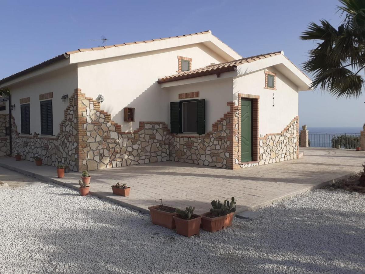 Il Casale Di Bovo Marina Villa Montallegro Luaran gambar
