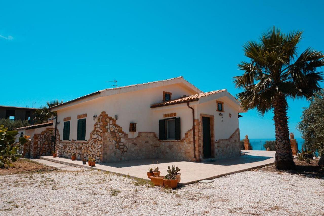 Il Casale Di Bovo Marina Villa Montallegro Luaran gambar
