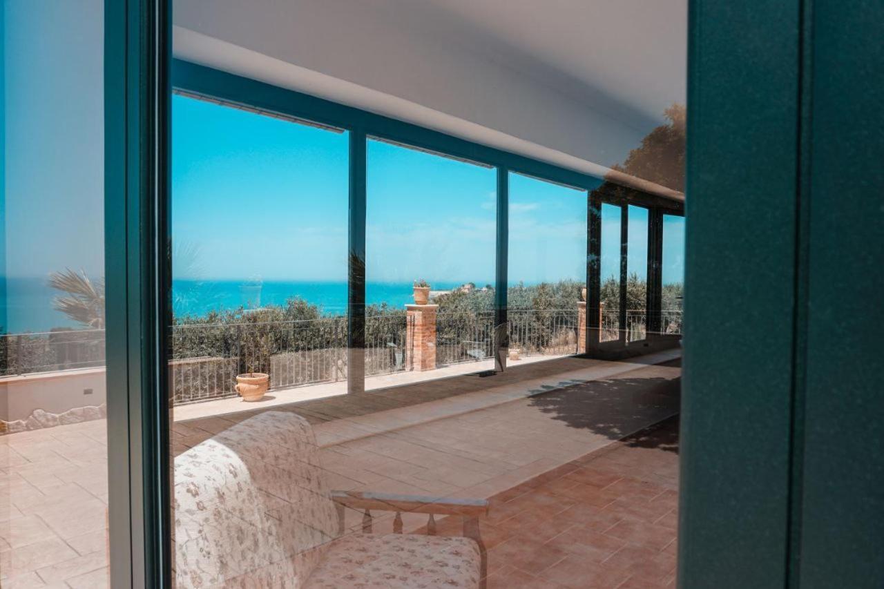 Il Casale Di Bovo Marina Villa Montallegro Bilik gambar